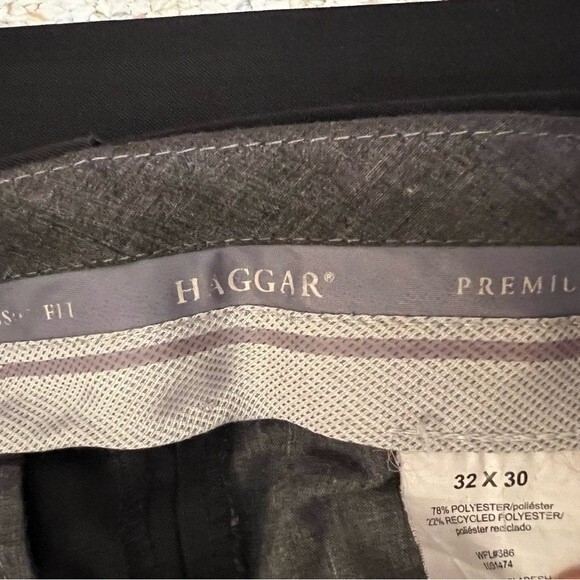 HAGGAR Premium Black Pleated Dress Pants Men’s 32x30 Classic Fit - Picture 2 of 2